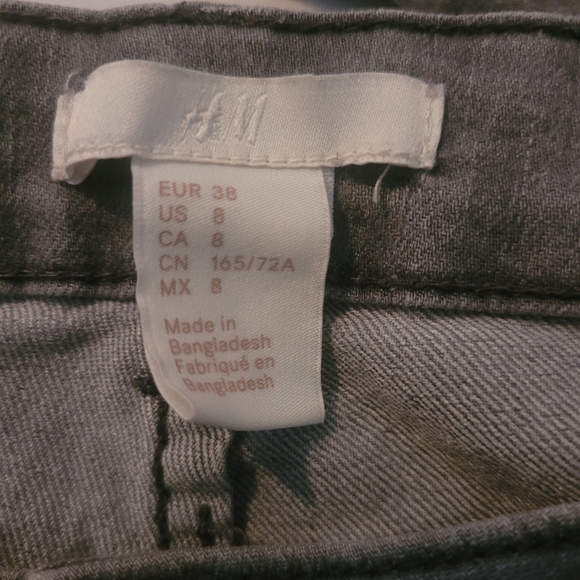 H&M Grey Wash Denim Jeans 8 - Picture 3 of 3